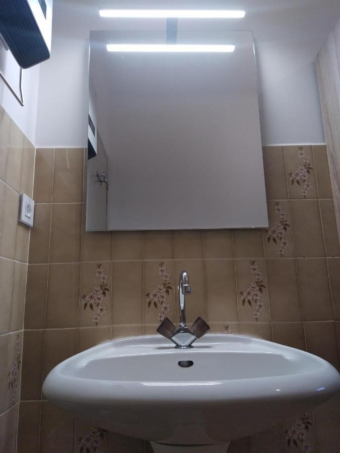 Chez Xavier Apartment โมนาชา-โดลแลน ภายนอก รูปภาพ